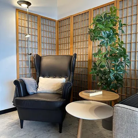 Apartman Lets Holidays Sea Views In Barcelona